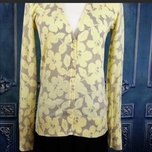 Old navy Flowered cardigan - medium